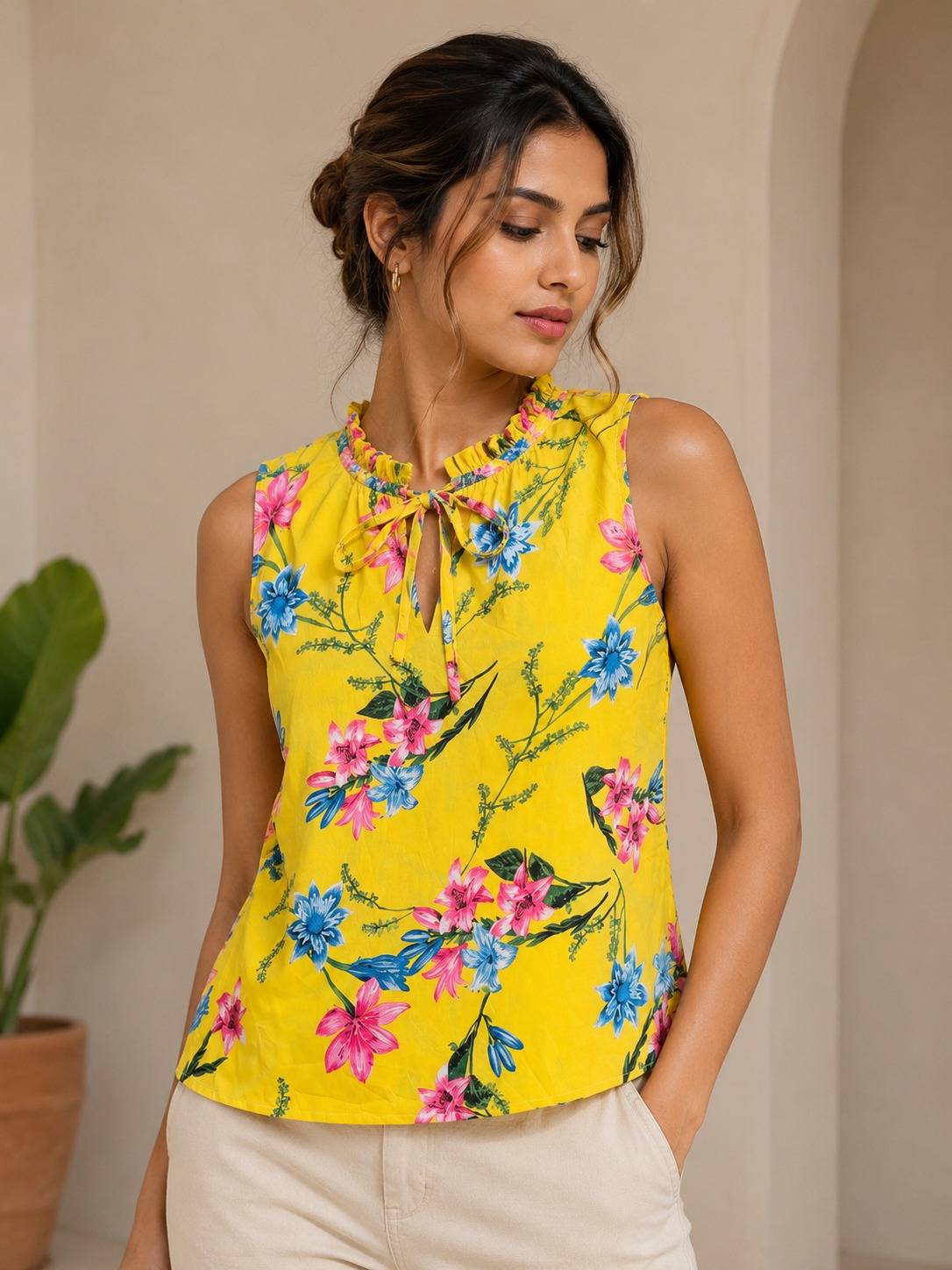 * Sleeveless Printed Blouse.         STYLE NO : MA 22317